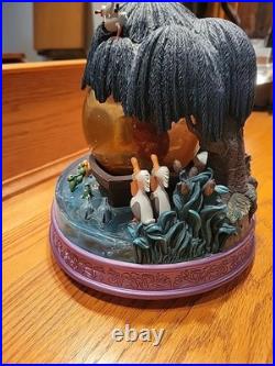 RARE VINTAGE Kiss The Girl Snowglobe DISNEY Musical Collectible