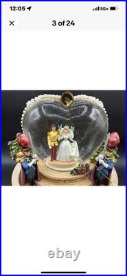 RARE Vintage 1948 Walt Disney Musical Snow Globe Cinderella (Batt-Op) RARE Vintage 1948 Walt Disney Musical Snow Globe Cinderella (Batt-Op)