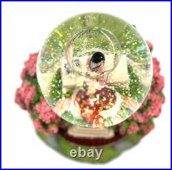 RARE Vintage Disney Store MULAN Musical Snow Globe Music Box Plays Reflections