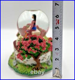 RARE Vintage Disney Store MULAN Musical Snow Globe Music Box Plays Reflections