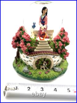 RARE Vintage Disney Store MULAN Musical Snow Globe Music Box Plays Reflections