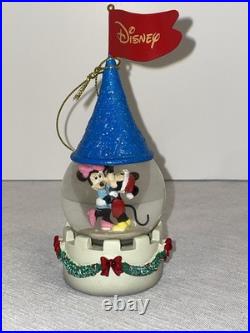 Rare Bradford Exchange Disney Cinderella's Castle Snow Globe Display