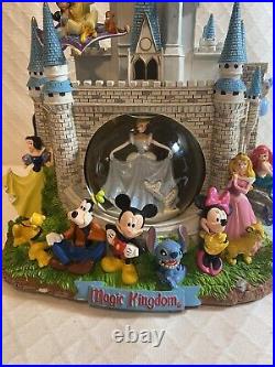 Rare DISNEY MAGIC KINGDOM MULTI SNOWGLOBE Castle Princess