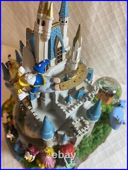 Rare DISNEY MAGIC KINGDOM MULTI SNOWGLOBE Castle Princess