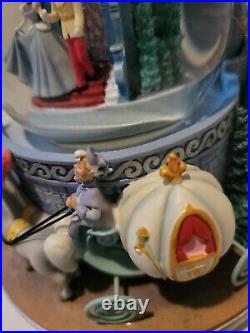 Rare Disney Cinderella Double Snow Globe music box beautiful
