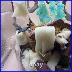 Rare Disney Haunted Mansion Grim Grinning Ghosts Music Light Up Snow Globe Nib