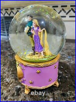 Rare Disney Tangled Rapunzel and Flynn Ryder Snow Globe