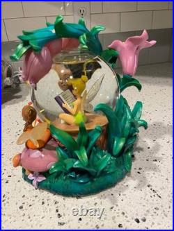 Rare Disney Tinkerbell & Faries Snow Globe