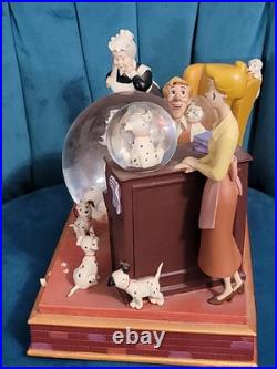 Rare HTF Disney 101 Dalmatians Family Time Musical Snow Globe Please Read