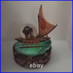 Rare Limited Edition Disney Moana Maui DAMAGE Light Up Musical Snow Globe 2016 Rare Limited Edition Disney Moana Maui DAMAGE Light Up Musical Snow Globe 2016