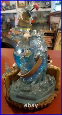 Rare Musical Disney Lonesome Ghost Snow Globe Grim Grinning Ghosts