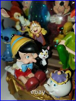 Retired Wonderful World of Disney When You Wish Upon A Star Musical Snowglobe