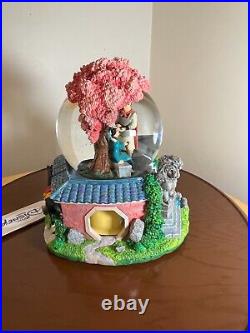 See video Disney Store Snow Globe Mulan Reflection Music Box Mushu Shang MINT See video Disney Store Snow Globe Mulan Reflection Music Box Mushu Shang MINT