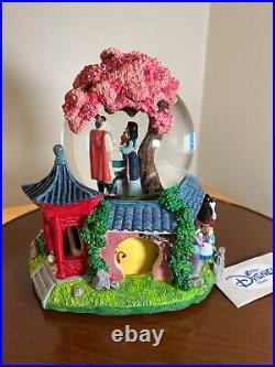 See video Disney Store Snow Globe Mulan Reflection Music Box Mushu Shang MINT See video Disney Store Snow Globe Mulan Reflection Music Box Mushu Shang MINT