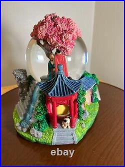See video Disney Store Snow Globe Mulan Reflection Music Box Mushu Shang MINT See video Disney Store Snow Globe Mulan Reflection Music Box Mushu Shang MINT