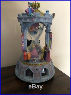 Sleeping Beauty RARE Hourglass Musical Light-Up Disney Snowglobe