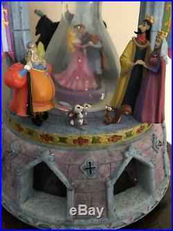 Sleeping Beauty RARE Hourglass Musical Light-Up Disney Snowglobe