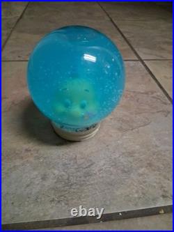Snow Globe Flowder Disney