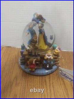 Snow White And The 7 Dwarfs Disney Musical Snow Globe Vintage