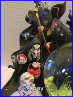 Tha Art of Disney Villains Musical Snow Globe. Park Exclusive Limited Edition