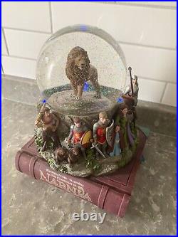 The Chronicles of Narnia Snow Globe Disney, Musical box & lights ON NARNIA BOOK