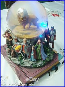 The Chronicles of Narnia Snow Globe by Disney, Musical box, lights & movement8