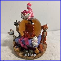 The Fashionable Cat Marie Cheshire Figaro Snow Globe Music Box Disney Works