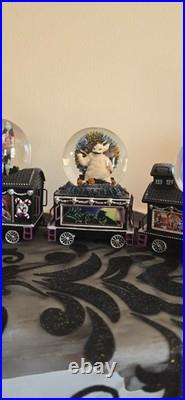 The Nightmare Before Christmas Musical Glitter Globe Train