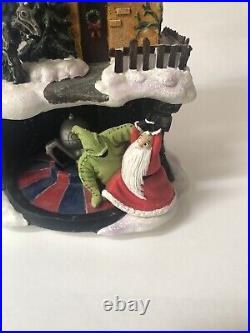 VERY RARE Disney NIGHTMARE BEFORE CHRISTMAS Musical/ Lights Snowglobe