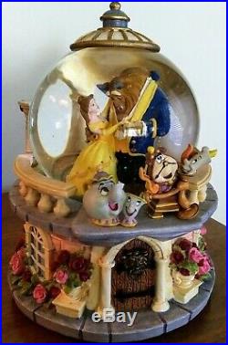 VINTAGE RARE Disney Store Beauty & The Beast Musical Snow Globe Rose Garden 1991