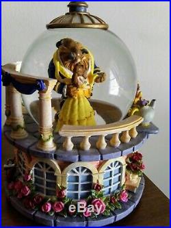 VINTAGE RARE Disney Store Beauty & The Beast Musical Snow Globe Rose Garden 1991