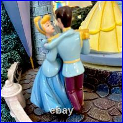VTG 2003 Disney Dancing Princesses Castle Music Snow Globe Once Upon a Dream