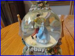 VTG Disney Cinderella & Prince Charming Dance Snow Globe Spins Lighted Musical