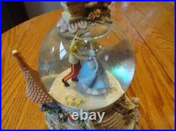 VTG Disney Cinderella & Prince Charming Dance Snow Globe Spins Lighted Musical