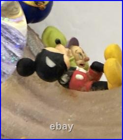 Vintage 1992 Wonderful World of Disney Friend Like Me Musical Snowglobe