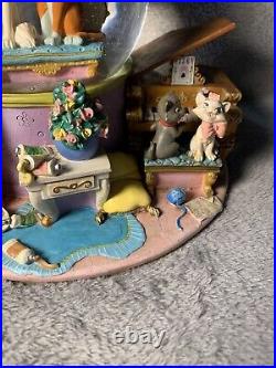 Vintage Collectable Disney Musical Snow Globe Aristocats 1968 Working