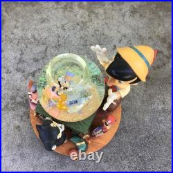 Vintage Disney Pinocchio Toyland Fishbowl Cleo Figoro Musical Snow Globe Jiminy
