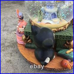 Vintage Disney Pinocchio Toyland Fishbowl Cleo Figoro Musical Snow Globe Jiminy
