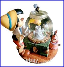 Vintage Disney Pinocchio Toyland Fishbowl Musical Snow Globe Cleo Figaro WORKS