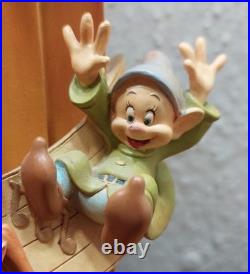 Vintage Disney Store Exclusive Jiminy Cricket & Friends Radio Snow Globe