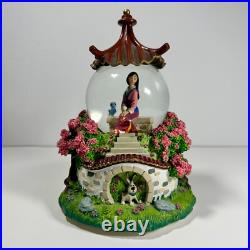 Vintage Disney Store Mulan Musical Snow Globe Reflections Vintage Disney Store Mulan Musical Snow Globe Reflections