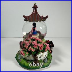 Vintage Disney Store Mulan Musical Snow Globe Reflections Vintage Disney Store Mulan Musical Snow Globe Reflections