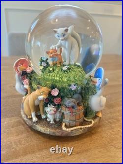 Vintage Disney The Aristocats Musical Snow Globe Works PRISTINE No Bubble Clear