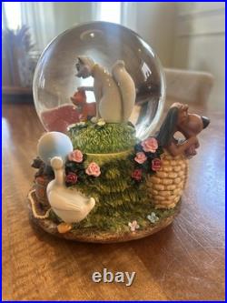 Vintage Disney The Aristocats Musical Snow Globe Works PRISTINE No Bubble Clear