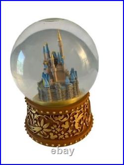 Vintage Walt Disney World Cinderella Castle Musical Snow Globe Music Works