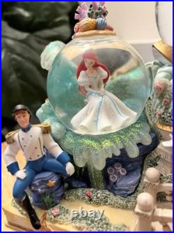 Vintage Walt Disney World Princess Fairy Tales Musical Snow Globe