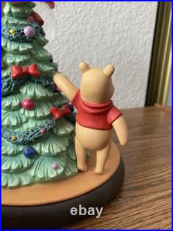 Vintage Winnie The Pooh Christmas Snowglobe Winnie Tigger Eeyore Piglet Rare