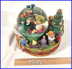 Vtg Disney Store Pinocchio Christmas Snow Globe 2001 With Box Works RARE
