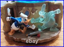 Vtg Walt Disney Mickey, Donald, Goofy Lonesome Ghosts #96316 Musical Snow Globe