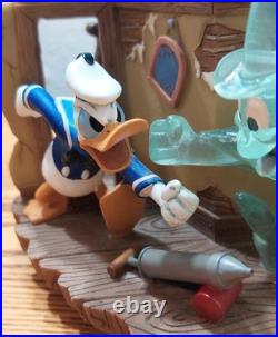 Vtg Walt Disney Mickey, Donald, Goofy Lonesome Ghosts #96316 Musical Snow Globe